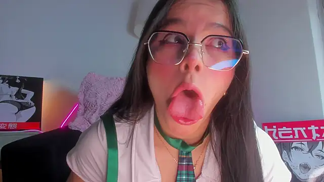 violettabond online show from January 9, 12:53 pm