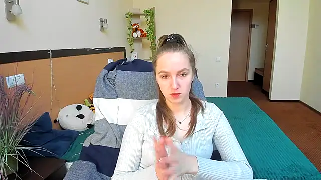 Nesie-Stoun online show from November 24, 9:33 am