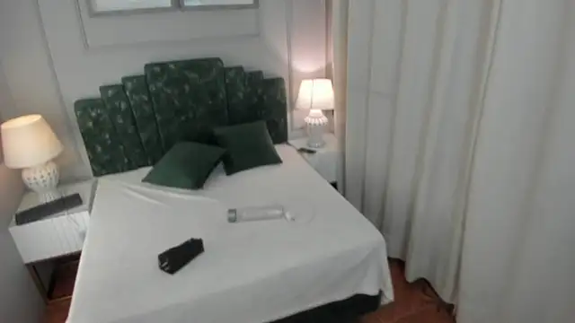 ruby tylor  online show from February 5, 2:14 am