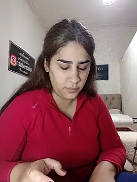 nahiarabiel33 online show from June 20, 6:44 pm