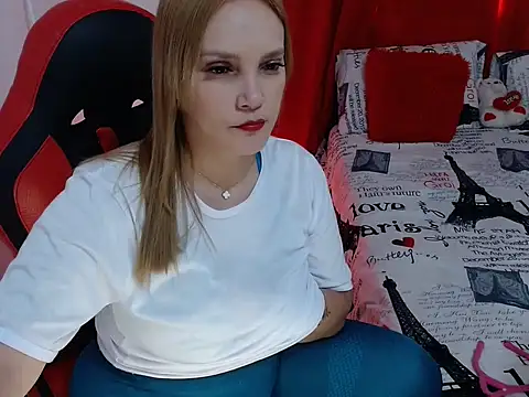 lesly 36 online show from January 12, 12:43 pm