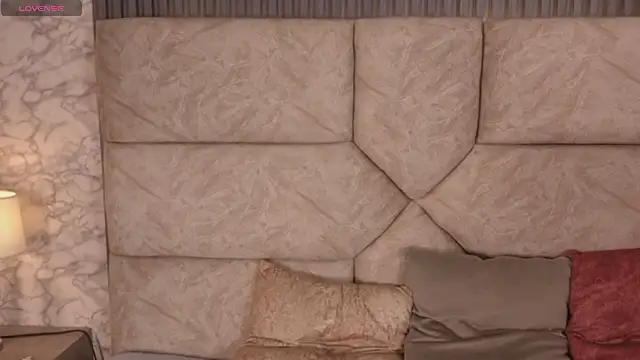 violett fowlerxx online show from February 20, 4:22 am