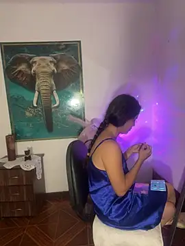 alisaa jhons1 online show from July 23, 9:39 am