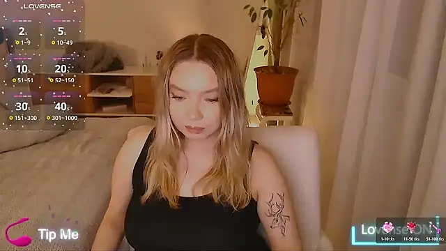 PolinaXXXXJones online show from February 12, 7:37 pm