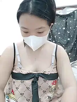 linh-xinh18 online show from July 30, 9:10 am