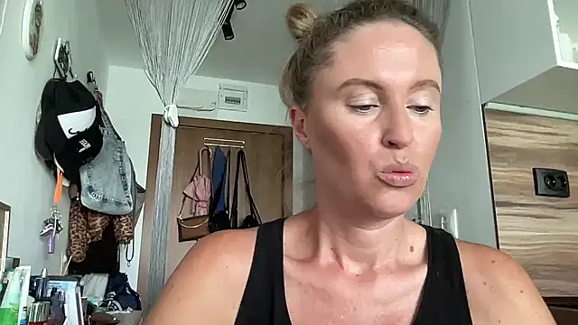 Ameli8 online show from July 14, 11:05 am