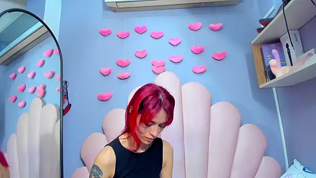 luci miller online show from February 21, 8:15 am