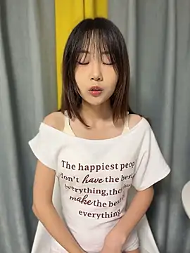 yang888403 online show from July 31, 1:23 pm