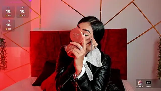 Paris Evans  online show from November 24, 12:51 pm