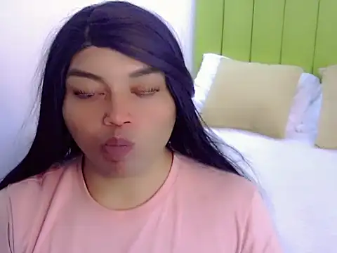 sebastian cruz  online show from January 8, 7:07 pm