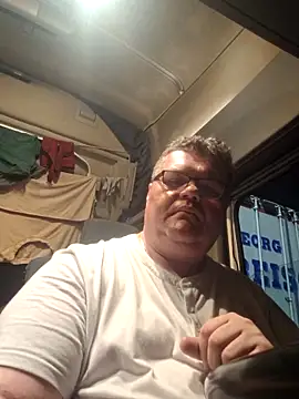 Tataurs online show from February 9, 6:10 pm