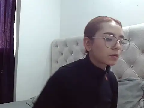 Carolinapinnkman online show from November 25, 7:47 pm