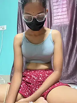 leenaboyxh online show from December 4, 8:38 am