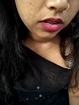 Sexy Divya   online show from May 8, 7:11 am