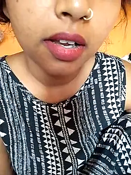 Sexy Divya   online show from June 23, 4:21 am