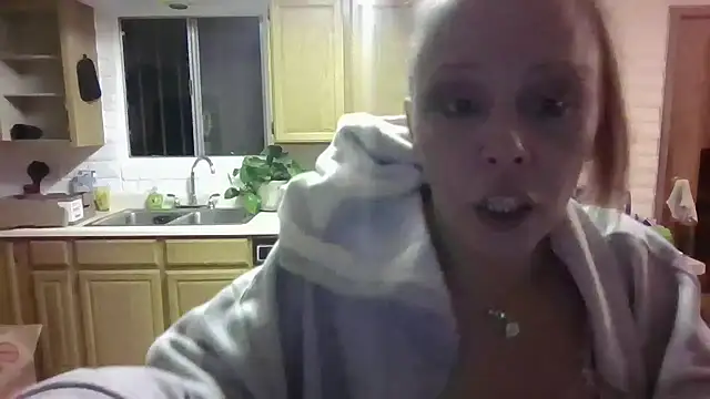 nikkibae33 online show from April 16, 10:15 am