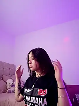  Pariiss online show from April 10, 11:11 pm