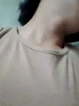 Yumiik2kk online show from November 17, 9:21 am