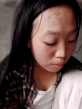 Yumiik2kk online show from December 4, 3:31 am