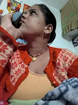 Hot suini online show from January 5, 6:55 pm