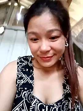 Lyla john online show from December 20, 9:02 am