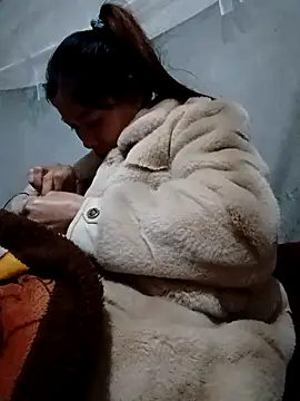 Lyla john online show from January 9, 6:07 am