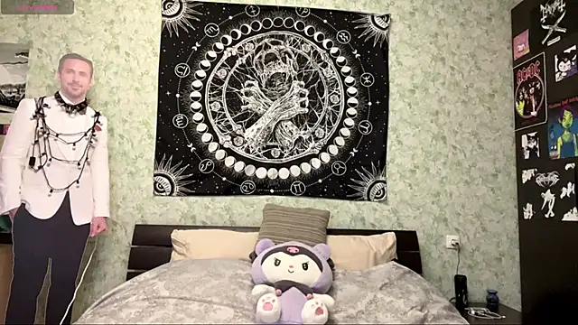 TheaMacrae online show from November 22, 3:04 pm