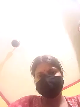 Hotbhabhi 089 online show from April 18, 7:07 pm