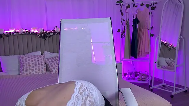 FrancescaCavaliere online show from June 30, 12:59 pm