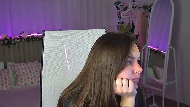FrancescaCavaliere online show from July 8, 3:47 pm