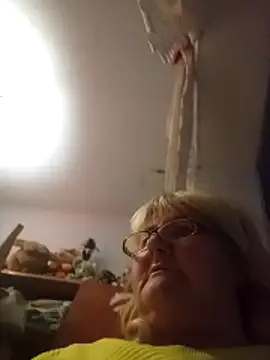 MilaTamila456 online show from November 18, 8:10 pm