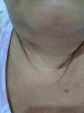 HotXXXgirl 01 online show from August 7, 12:06 am