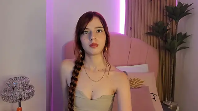 scarlett smith 3 online show from December 18, 3:11 am