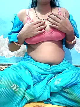 Nisha Hindi online show from December 5, 4:52 pm