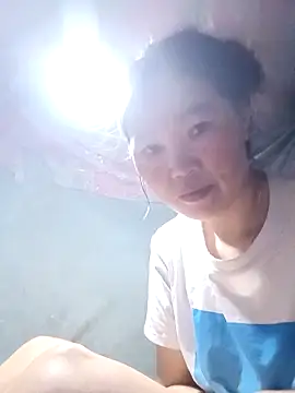 blonde blg online show from April 7, 4:47 am