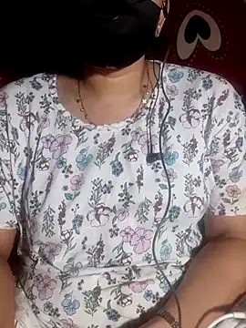 HotGirl23231 online show from July 28, 7:04 pm