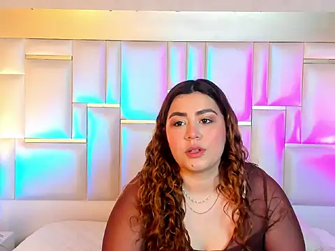 AdelaTaylor  online show from November 10, 12:00 pm