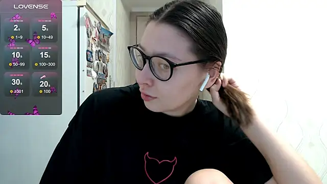 your  gena online show from March 17, 3:49 pm