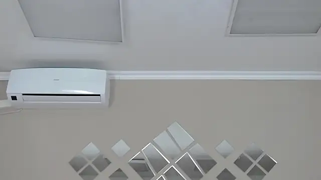 RachaelCute online show from April 1, 1:41 pm