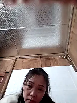 Feeling-hot online show from November 30, 6:23 pm