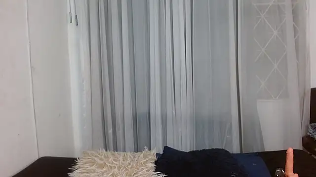 tael novacs online show from November 26, 5:30 am