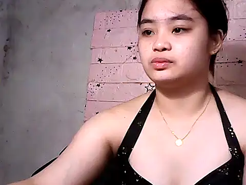 pinayyours18 online show from January 15, 12:38 am