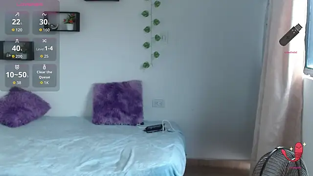 Nikolle sexy online show from January 12, 6:46 pm