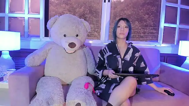 ReiAyanamy online show from November 27, 8:45 pm