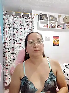 LaLey2702 online show from November 19, 1:38 am