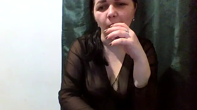 Vitalina282128 online show from February 25, 12:42 am