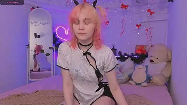 Awawrin online show from January 11, 8:47 pm