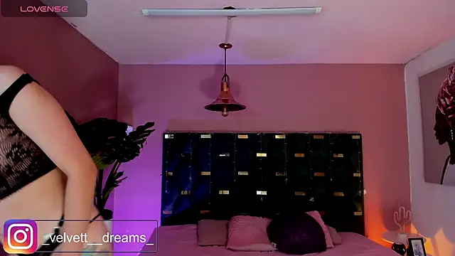 Velvet Dreamss online show from June 1, 11:34 am