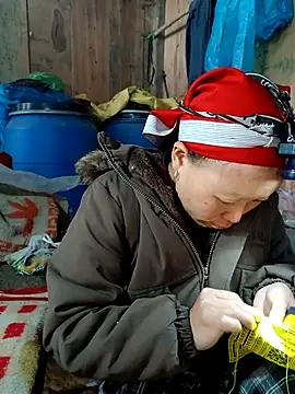 girl-hot2x online show from January 6, 2:15 am