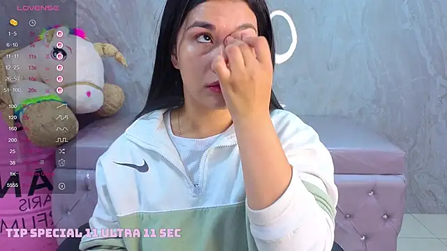 Violetta jhonson a online show from February 14, 8:00 pm